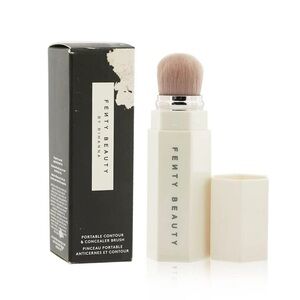 Fenty Beauty Portable Contour & Concealer Brush 150